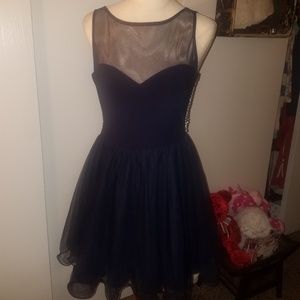 Navy sweetheart dress
